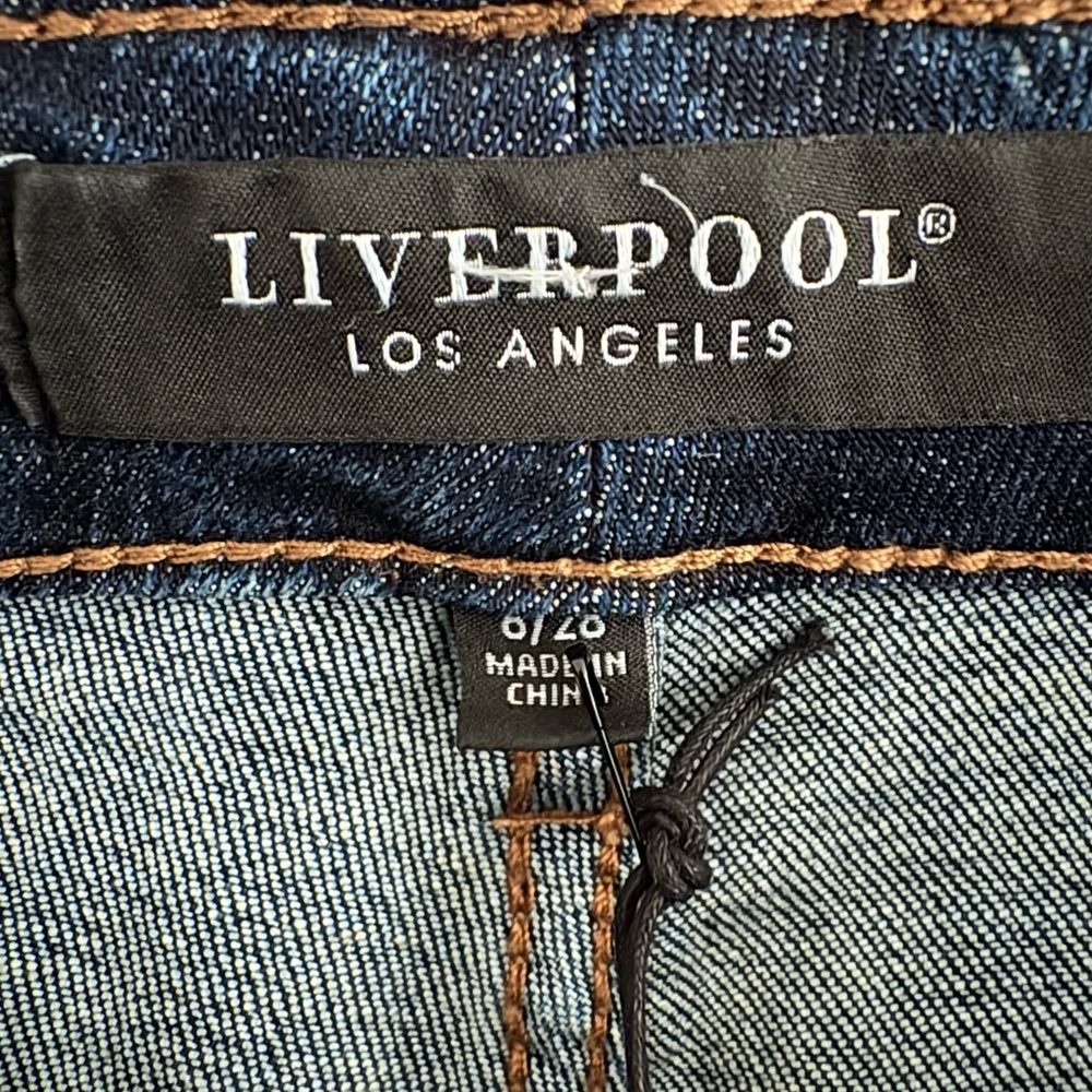 Liverpool Los Angeles Velvet Trim Wide Leg Jeans NWT - Picture 9 of 9